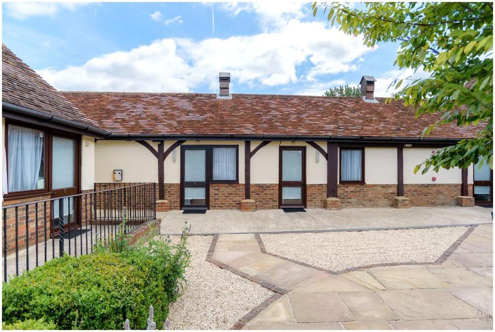 Abingdon-on-Thames Kingfisher Barn Bed & Breakfast מראה חיצוני תמונה