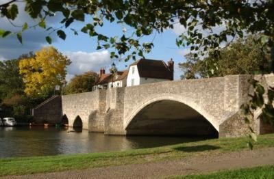 Abingdon-on-Thames Kingfisher Barn Bed & Breakfast מראה חיצוני תמונה